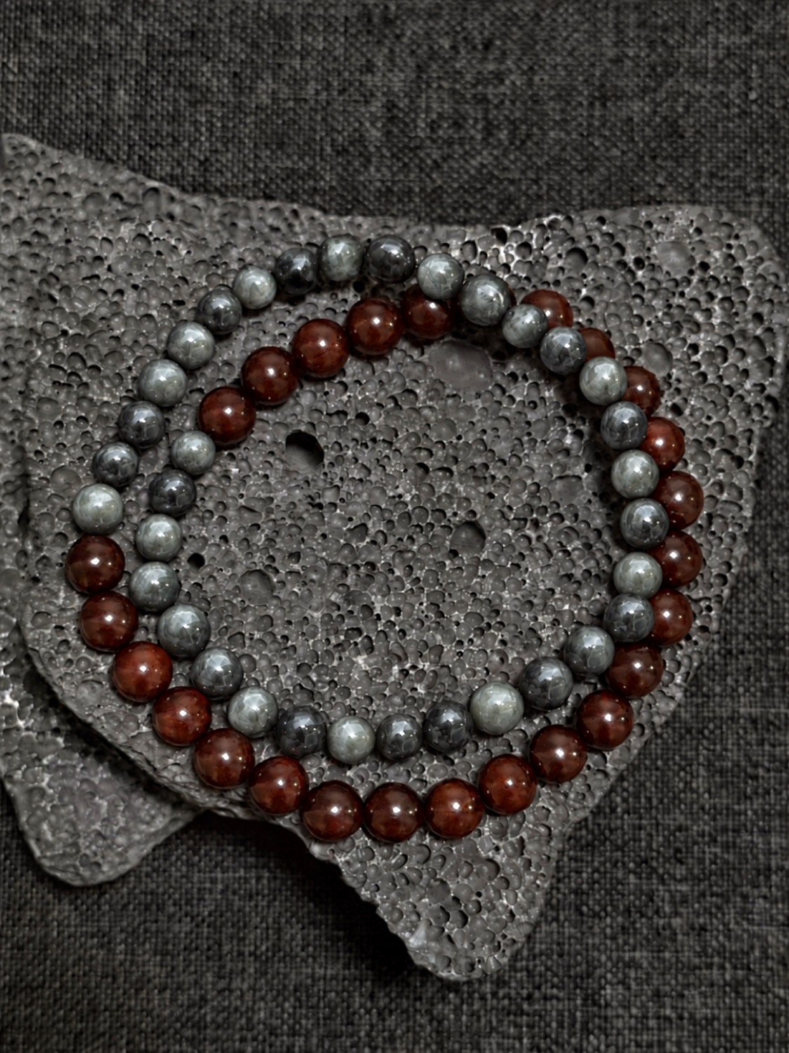 No. 04, Slate and oxblood